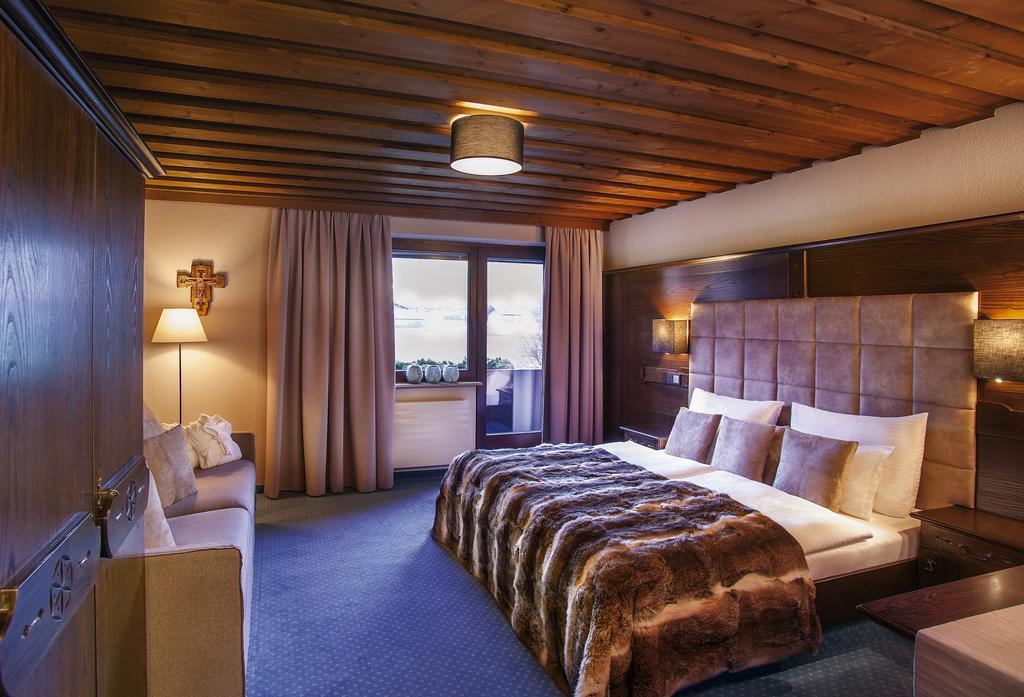 Boutiquehotel Saeumler Zell am Ziller Habitación foto